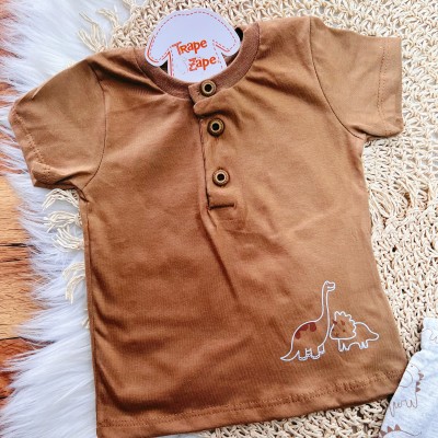 Conj. Camiseta Dinos e Bermuda - Caramelo e Mescla